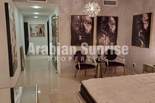 Furnished Apt | High Floor | 2 Cheques