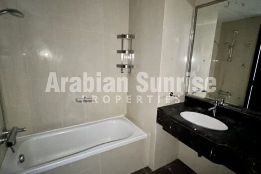 Furnished Apt | High Floor | 2 Cheques