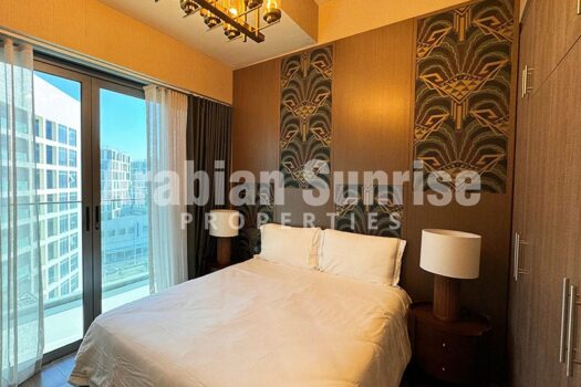 Fully Furnished 2+M with Huge Balcony