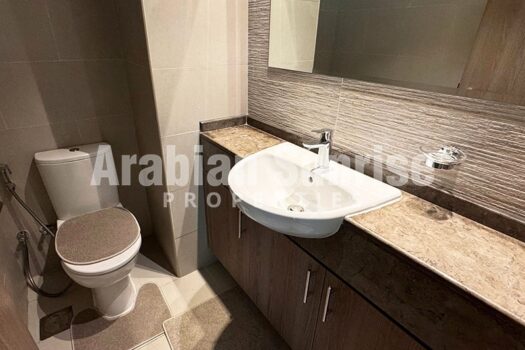 Fully Furnished 2+M with Huge Balcony