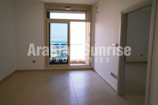 Renovated Apt with Full Sea View | Vacant