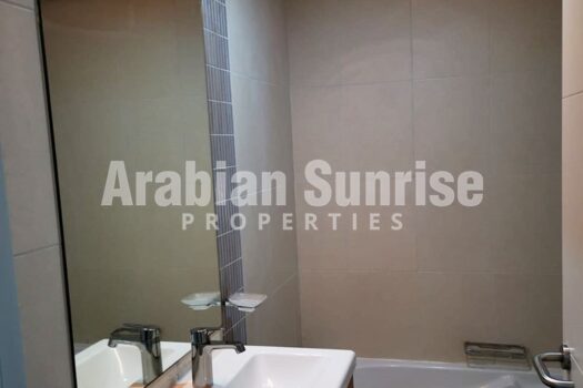 Renovated Apt with Full Sea View | Vacant