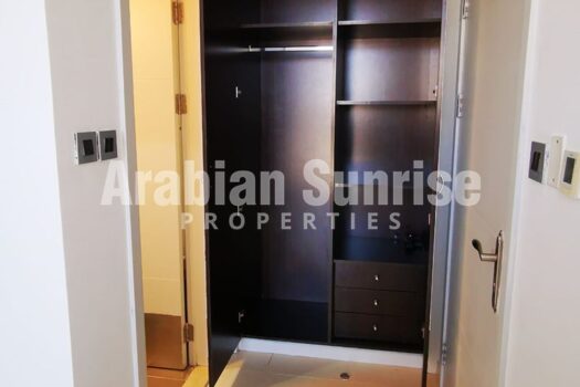 Renovated Apt with Full Sea View | Vacant