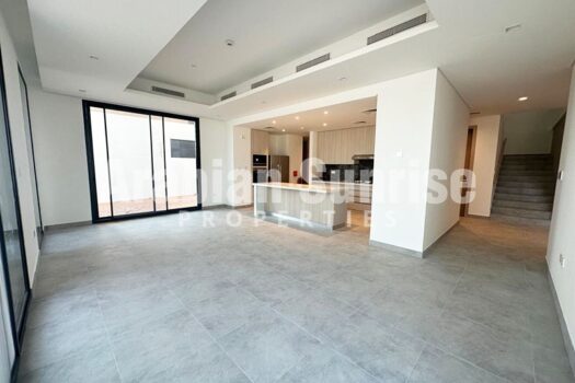 Vacant | Corner 5+M BR Villa | Luxury Living