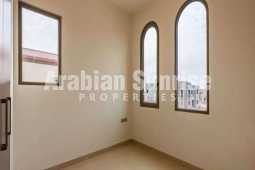 Brand New | Corner 3+M TH | Park View