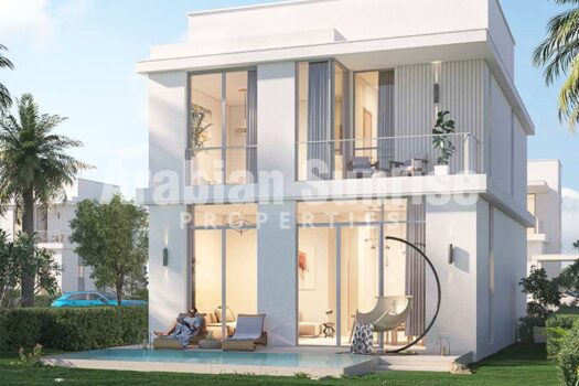 Single Row | Beachside Villa | Prime Location