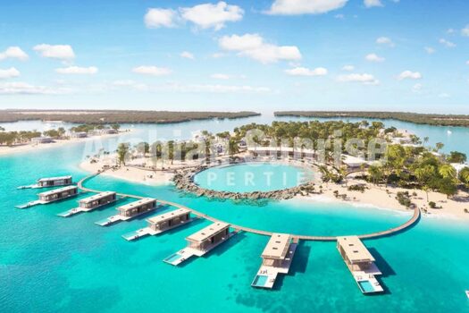 Single Row | Beachside Villa | Prime Location