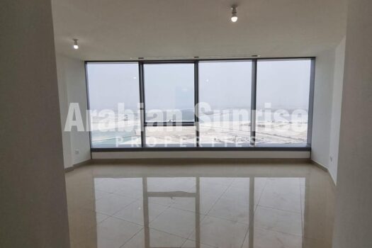 VACANT | High Floor Sea View Apt
