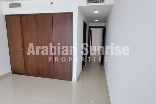 VACANT | High Floor Sea View Apt