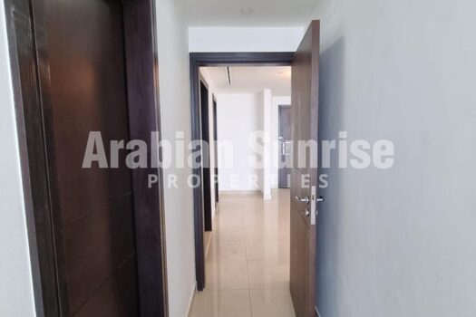 VACANT | High Floor Sea View Apt