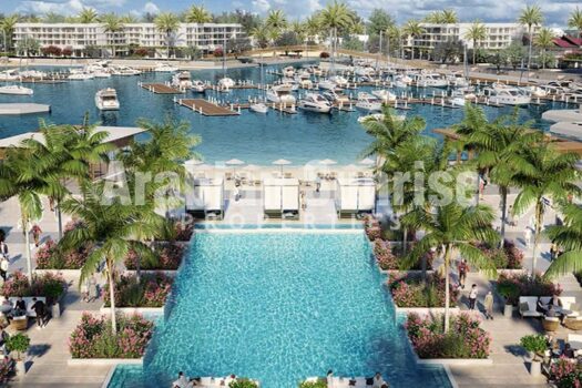 Single Row | Beachside Villa | Prime Location