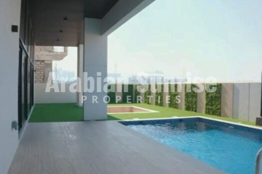 Single Row | Private Pool | Handover Soon