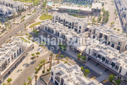 Elegant TH | Prime Location | Investment Deal