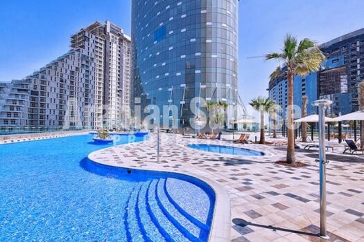 Vacant 3+M BR Apt | High Floor | Sea View Apt