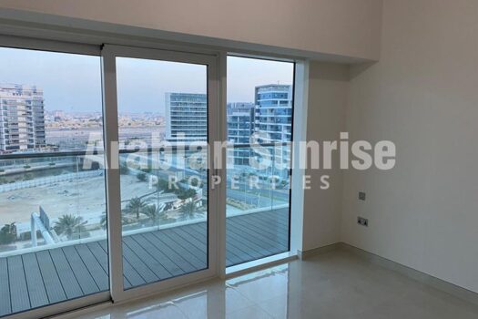 High Floor Apt with Balcony | High ROI