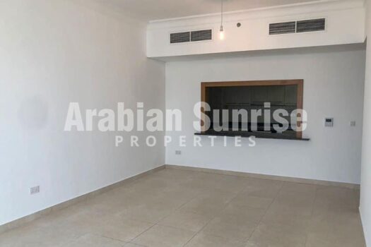 Golf View | Stunning Apt with Balcony