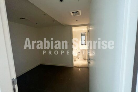High ROI | Sea View Apt with spacious layout