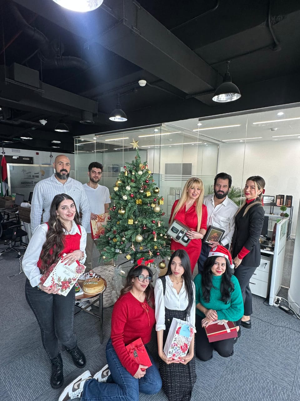 OUR TEAM (2)