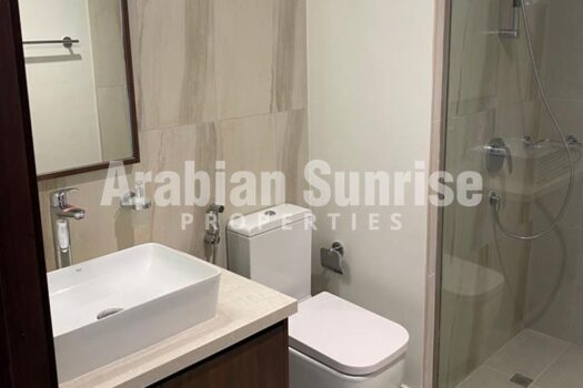 High Floor Apt with Sea View | High ROI
