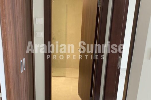 High Floor Apt with Sea View | High ROI