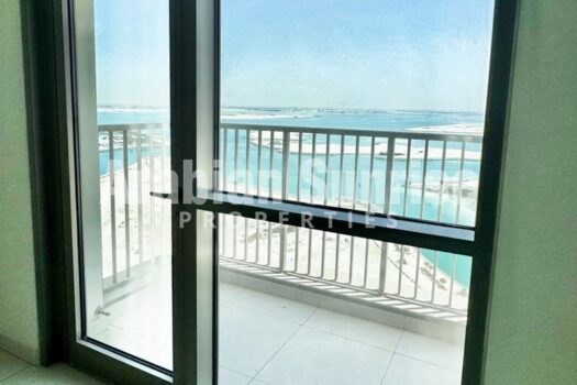 High Floor Apt with Sea View | High ROI