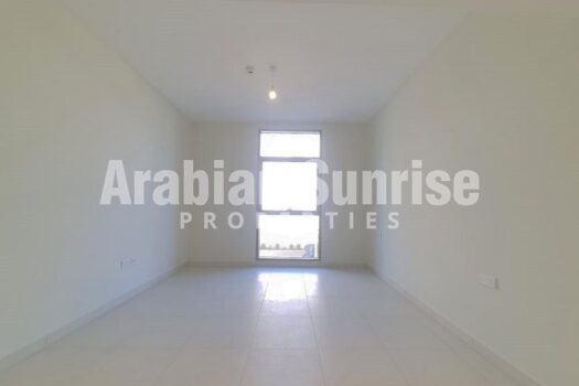 High Floor Apt with Sea View | High ROI