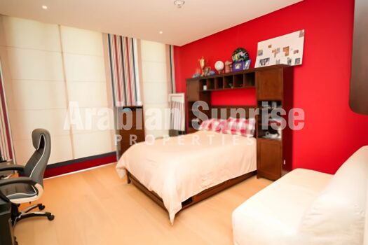 Luxurious Living | 4+Maids | Ready to Move in