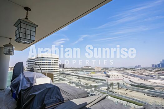 Luxurious Living | 4+Maids | Ready to Move in