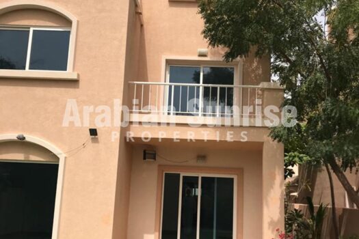 Invest/Move in! Huge Villa with Pool | Single Row