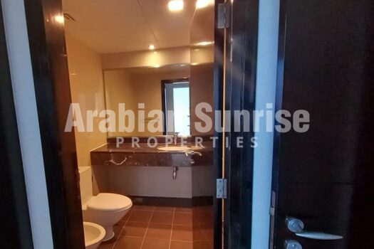High Floor | 2+M BR Apt | Move in on Transfer