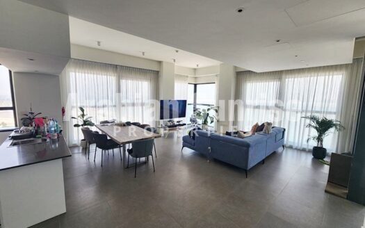 Invest/Move in| 3+Maids Sea View Apt | High ROI