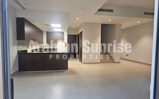Brand New | Corner 3+M TH | Park View