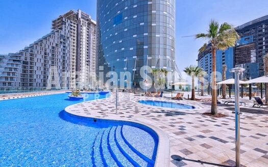 Vacant 3+M BR Apt | High Floor | Sea View Apt