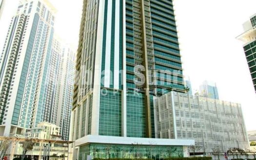 Well maintained 1BR Apt with Spacious layout